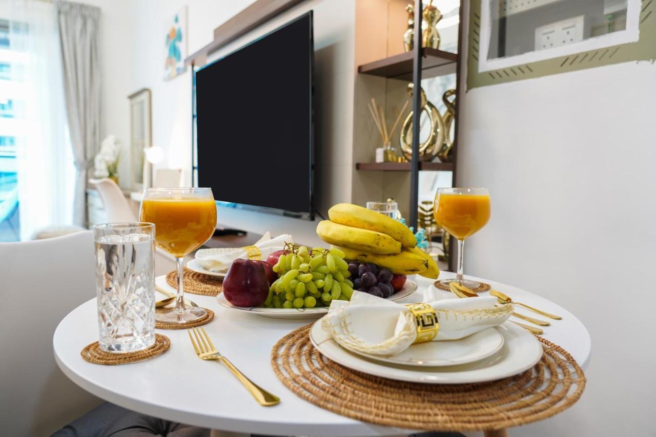 Luxury Studio Apartment Close To Jbr Beach&Yacht Club&Metro-Available Airport Shuttle Дубай Экстерьер фото